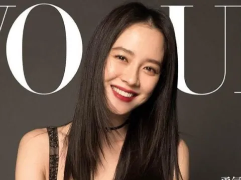 Truyền thông Hàn "bóc" gia thế thật của Song Ji Hyo: Bố là CEO công ty vận tải nổi tiếng với tàu chở khách 382 tấn