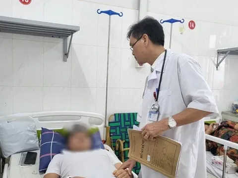 Chủ quan nhập viện điều trị muộn, nhiều bệnh nhân sốt xuất huyết gặp biến chứng nguy hiểm