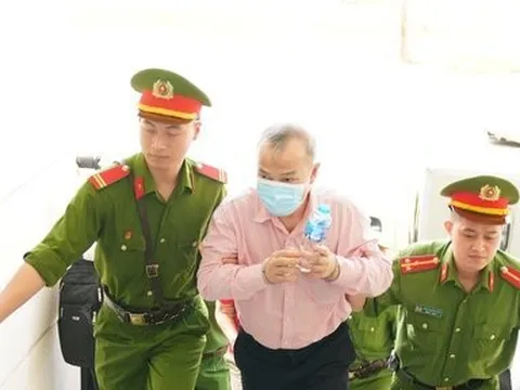 Cựu Đại sứ Vũ Hồng Nam phân trần về động cơ xin tổ chức các chuyến bay