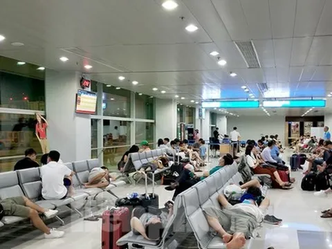 Khách được quyền đổi chuyến bay khác nếu chậm 2 tiếng trở lên