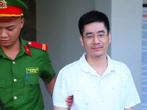 Kiểm sát viên vạch tội cựu điều tra viên Hoàng Văn Hưng 'phản bội lại đồng đội'