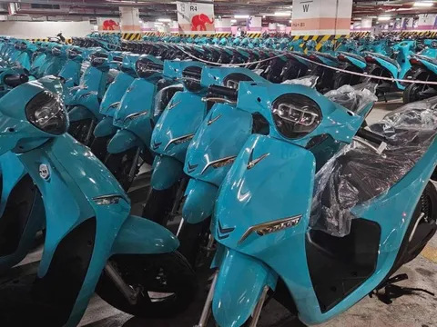 Xanh SM tuyển dụng tài xế ‘xe ôm điện': thu nhập lên đến 18 triệu/tháng, chiết khấu 15%, được trang bị xe máy điện VinFast trị giá lên đến 50 triệu đồng