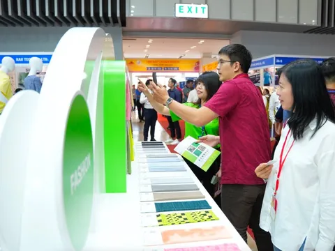Giữa ngàn sóng gió, "ông lớn" đầu ngành dệt may vẫn lên mục tiêu doanh thu gần tỷ USD vào năm 2025, thành điểm đến "trọn gói" cho thời trang xanh