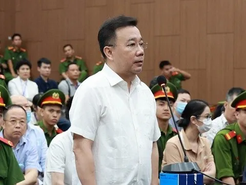 Vụ "Chuyến bay giải cứu": Một tập thể giáo viên viết đơn xin giảm án cho cựu phó chủ tịch Hà Nội