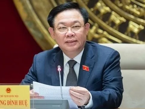 Hoàn thiện chính sách, pháp luật liên quan đến người lao động