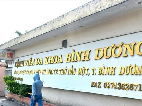 Chi mỗi bác sĩ gần nửa tỷ đồng đi học: 'Chim đủ lông lại bỏ tổ'