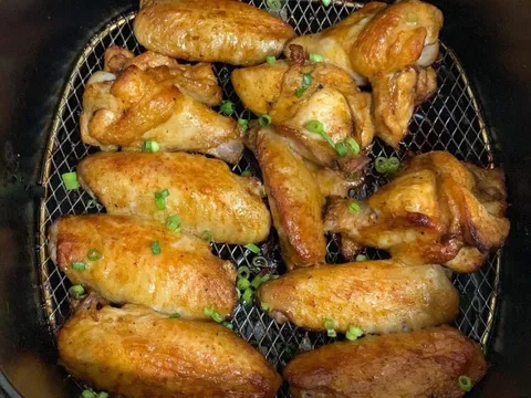 Thực hư tin đồn “nồi chiên không dầu sinh ra chất gây ung thư”