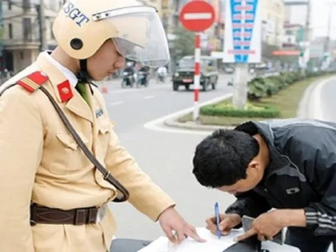 Những lỗi vi phạm CSGT được phạt tại chỗ, không cần lập biên bản