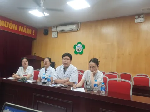 Chơi game 10-12 tiếng/ngày, nam sinh 21 tuổi phải nhập viện tâm thần