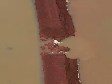 Vụ vỡ hồ chứa nước ở Đắk Nông: Phát hiện chủ hồ san ủi đường mới