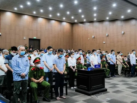 Tuyên án 54 bị cáo trong vụ "chuyến bay giải cứu"