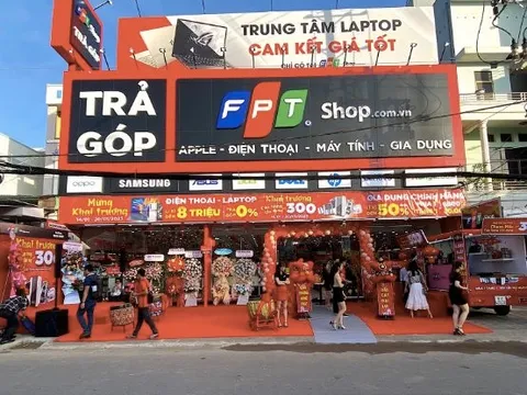 FPT Retail (FRT) “thấm đòn” cuộc chiến hạ giá: Lỗ 200 tỷ trong quý 2/2023, giảm hơn 5.000 nhân sự, cổ phiếu vẫn tăng 50% trong 2 tháng