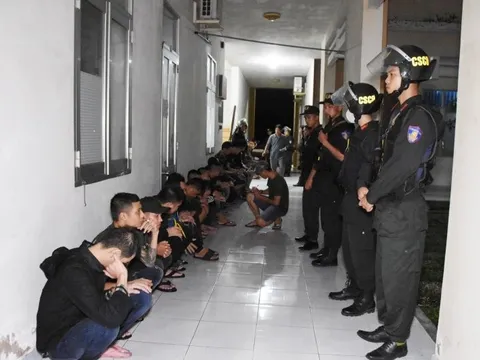 Tiền Giang: Bắt giữ 31 đối tượng cùng nhiều súng đạn