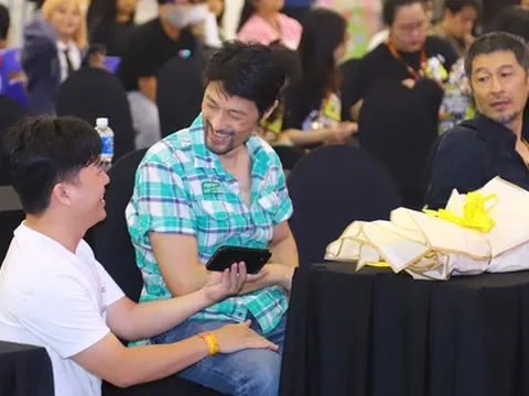 Johnny Trí Nguyễn: 'Tôi mong muốn làm được một bộ phim về siêu anh hùng đậm chất Việt Nam'