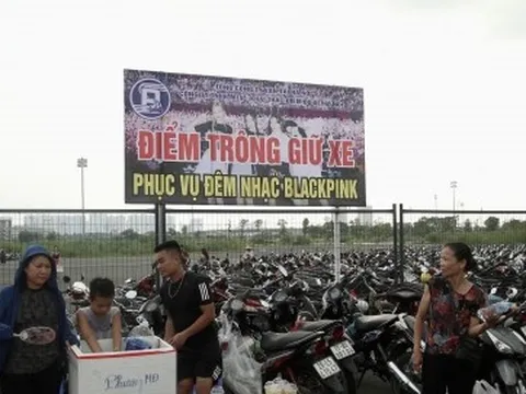 Bát nháo những bãi gửi xe trái phép “đón lõng” fan Blackpink