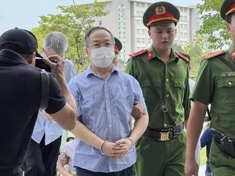Cựu Phó Cục trưởng A08 lĩnh 7 năm tù giam vì nhận hối lộ