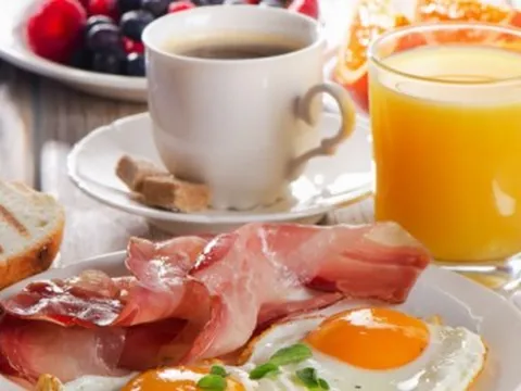 Món ăn sáng người Việt hay ăn, tưởng dinh dưỡng nhưng lại tăng nguy cơ đột quỵ