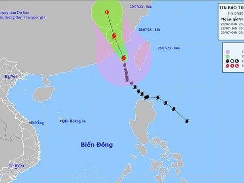 Bão số 2 di chuyển theo hướng Bắc Tây Bắc và suy yếu dần
