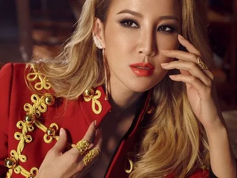 Thành Long xúc động tiễn biệt Coco Lee