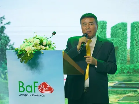 Đại gia Trương Sỹ Bá tự hào vì bảo vệ được đàn heo song lợi nhuận 6 tháng giảm 88%, lần đầu phát sinh doanh thu từ bất động sản