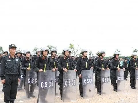 Hà Tĩnh: 2000 cán bộ, chiến sĩ diễn tập thực binh xử lý tình huống gây rối, phòng chống khủng bố
