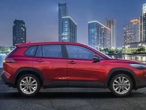 Chiếc xe bán chạy nhất của Toyota giảm giá mạnh nhất từ trước đến nay