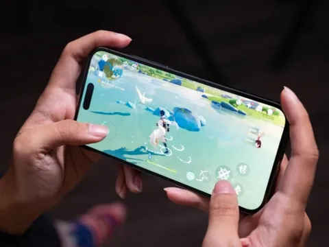 Video: iPhone 14 Pro Max sau 1 năm ra mắt còn "ngon" không?