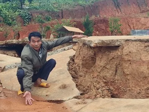 Thủ tướng yêu cầu tập trung ứng phó mưa lũ, sạt lở đất ở Tây Nguyên