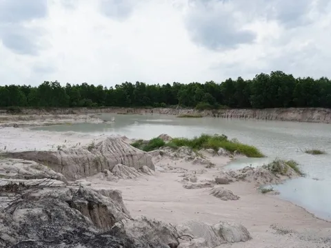 Bình Thuận: Hàm Tân sớm xử phạt nghiêm các đối tượng khai thác cát trái phép