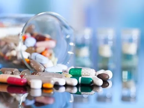 Lợi nhuận của “nhóm cổ phiếu phòng thủ” đồng loạt bứt phá dù kinh tế trầm lắng, nhiều doanh nghiệp lãi tăng trưởng 3 chữ số