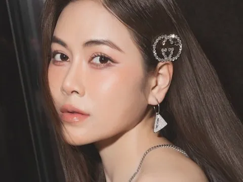 Hoa hậu Stella Tuyết Nga ngồi “ghế nóng” cùng á hậu Thụy Vân