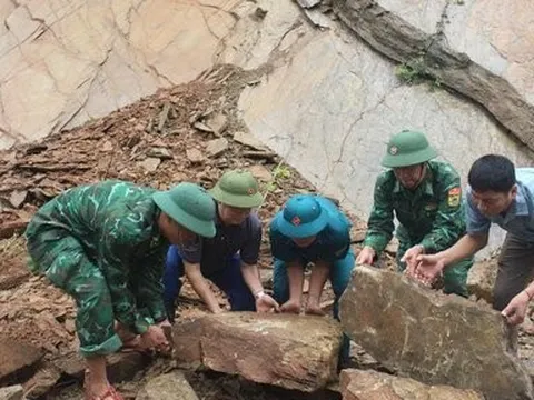 Nghệ An: Nhiều xã biên giới bị sạt lở do mưa lũ