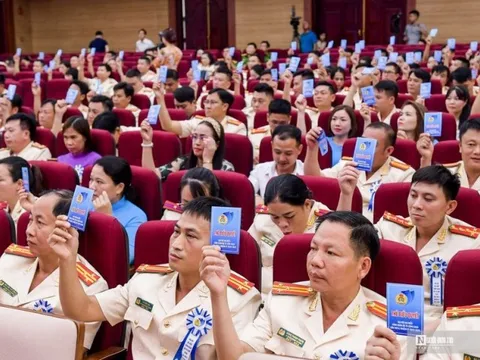 Công đoàn CSCĐ: “Quyết chí lập công, tô hồng truyền thống”