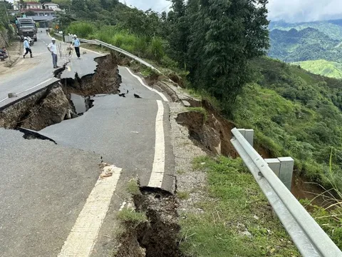 Khắc phục nhanh nhất đường bị sụt trượt do mưa lũ