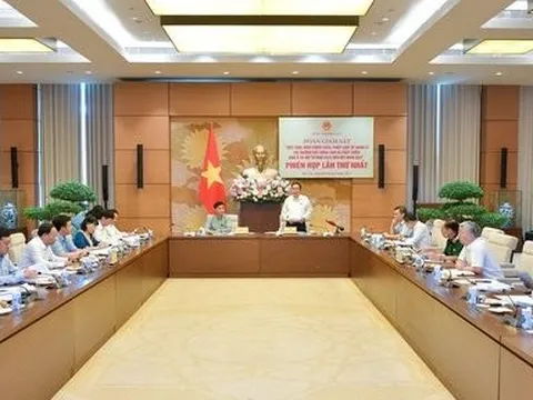 Phiên họp thứ nhất đoàn giám sát của Quốc hội về quản lý thị trường BĐS