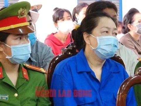 “Bà trùm” Mười Tường cùng 24 đồng phạm tiếp tục ra tòa vụ buôn lậu 51kg vàng