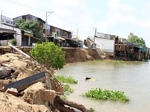 Thủ tướng yêu cầu tập trung phòng, chống, giảm thiệt hại do sạt lở đất, lũ quét
