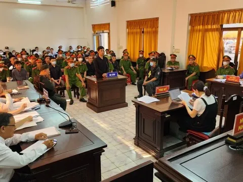 Xét xử vụ án mua bán, tàng trữ, vận chuyển và chế tạo súng quy mô lớn