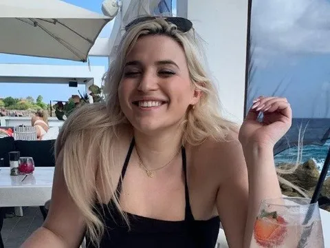 Đi bộ 10.000 bước mỗi ngày trong 5 tháng, cô gái chứng kiến sự thay đổi chưa từng thấy