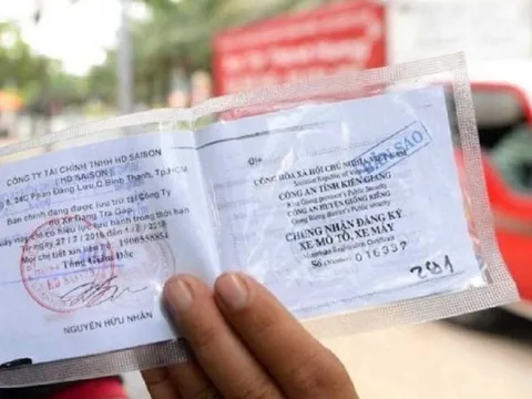 Dùng giấy đăng ký xe photo công chứng khi lái xe có được không?