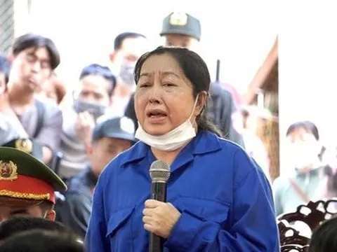 "Bà trùm" buôn lậu Mười Tường lĩnh án 23 năm tù