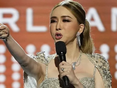 Bê bối ở Hoa hậu Hoàn vũ Indonesia và trái đắng của nữ tỷ phú chuyển giới