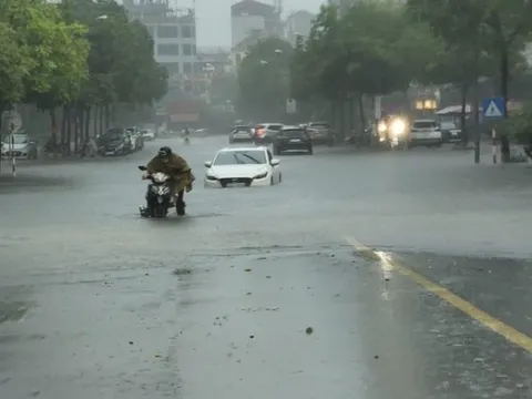 Hà Nội và Miền Bắc lại đón đợt mưa rất lớn