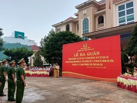 Gia Lai: Ra quân tổng kiểm soát ô tô vận tải, container và xử lý vi phạm nồng độ cồn, tốc độ