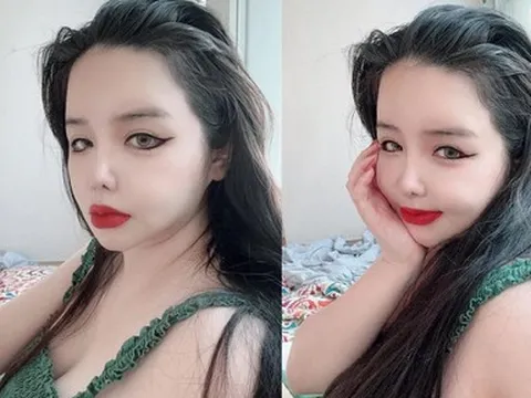 Park Bom lại "biến hình'" diện mạo sau ở ẩn, ngỡ ngàng nhất là đôi mắt
