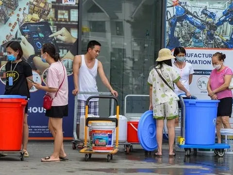 Sau tăng giá điện, giá nước sinh hoạt ở Hà Nội tăng lần đầu tiên sau 10 năm