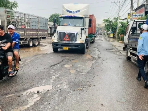 Đồng Nai: Tiềm ẩn nguy cơ tai nạn khi lưu thông trên đường Hoàng Văn Bổn