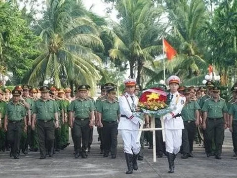 Công an Kiên Giang tổ chức lễ tri ân và tưởng nhớ các anh hùng liệt sĩ