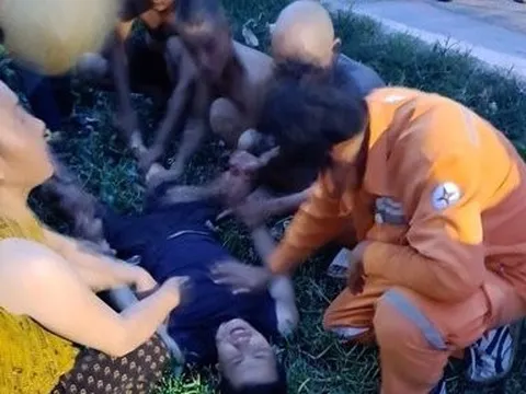 Trưởng phòng nội vụ đuối nước: Lời kể 2 ân nhân bơi ra cứu người