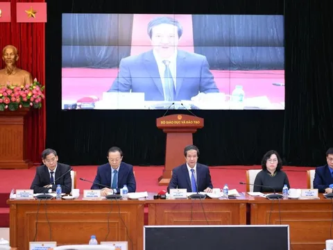 Cần có mức lương tốt hơn để đội ngũ giáo viên yên tâm công tác